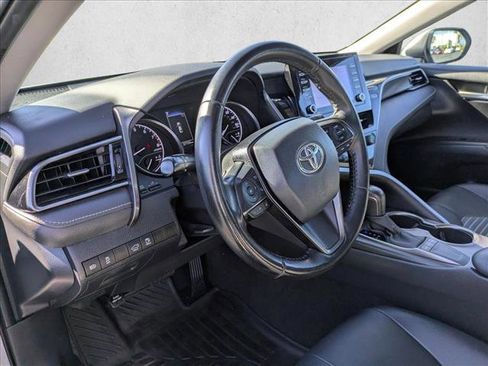 Used 2023 Toyota Camry SE image 10
