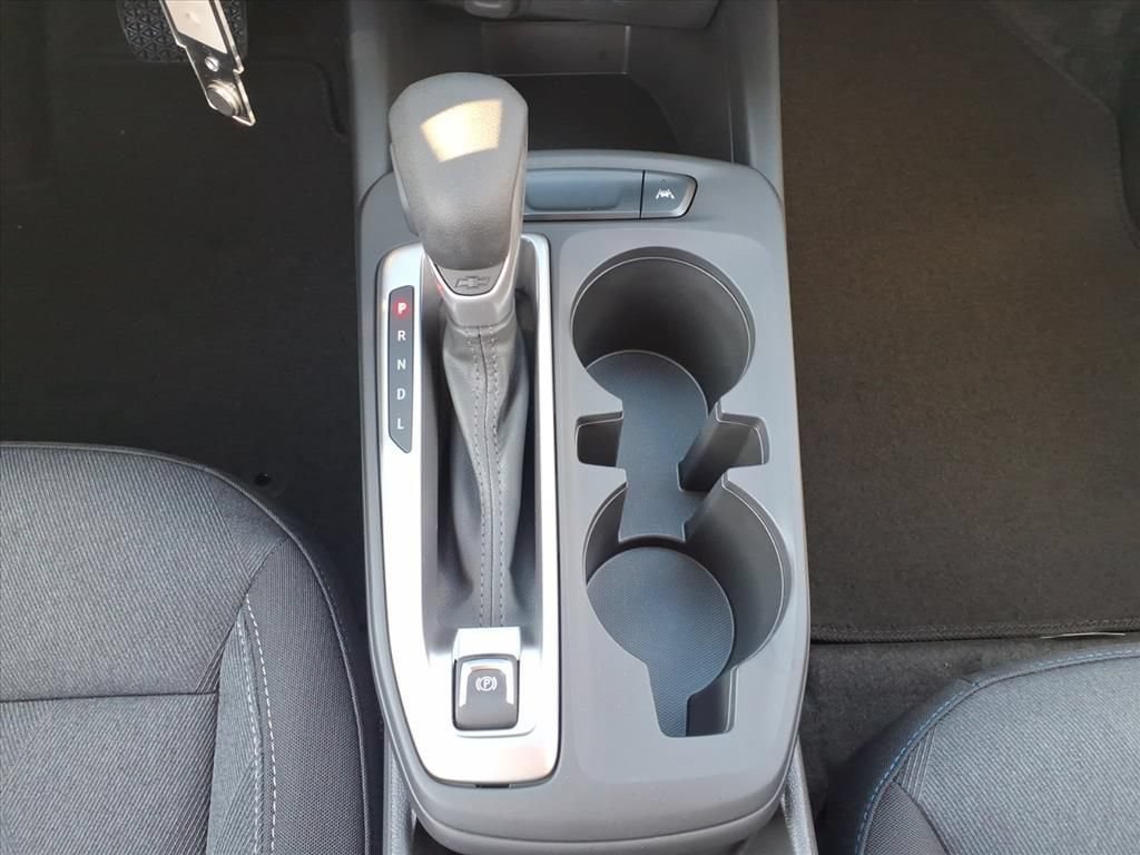 New 2026 Chevrolet Trax LS w/ LS Convenience Package FWD image 19
