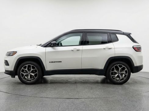 Used 2025 Jeep Compass Limited AWD/4WD image 5