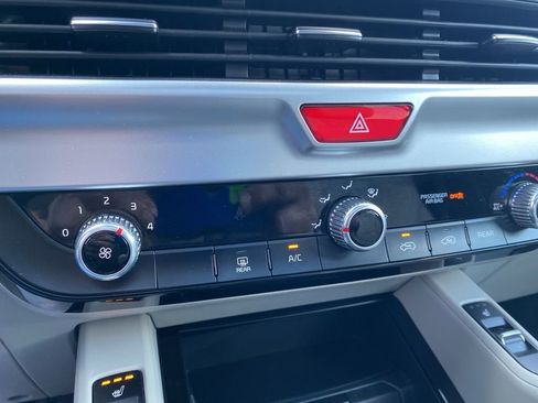 Used 2021 Kia Telluride S image 33