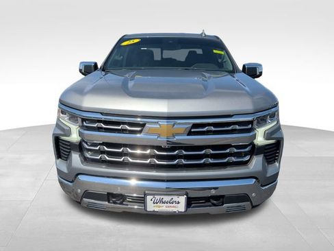 Used 2025 Chevrolet Silverado 1500 LTZ w/ LTZ Premium Package AWD/4WD image 10