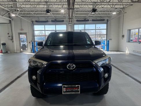 Used 2019 Toyota 4Runner SR5 image 14