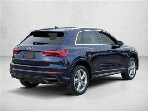 Used 2022 Audi Q3 2.0T Premium Plus AWD/4WD image 5
