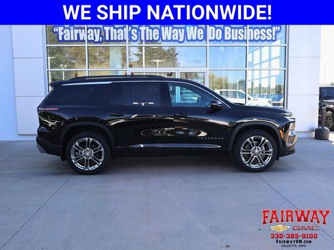 New 2026 Chevrolet Traverse LT w/ Driver Confidence Package FWD image 1