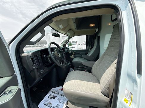 New 2024 Chevrolet Express 3500 w/ Power Convenience Package RWD image 16