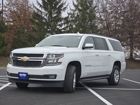 Used 2019 Chevrolet Suburban LT image 11