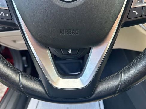 Used 2021 BMW 330i xDrive Sedan image 18