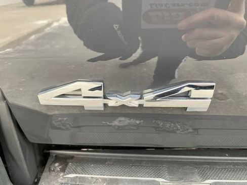 Used 2025 Toyota Tacoma SR5 image 6