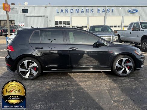 Used 2018 Volkswagen GTI SE w/ SE Leather Package image 4