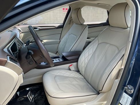 Used 2018 Ford Fusion Energi Platinum image 19