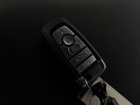 Used 2021 Ford F150 Raptor w/ Equipment Group 801A High AWD/4WD image 29