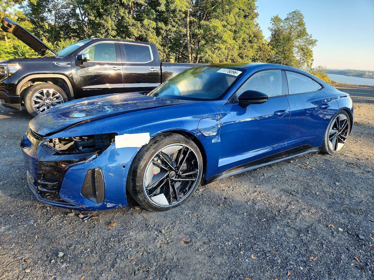 Used 2024 Audi RS e-tron GT w/ Carbon Performance Package AWD/4WD image 3