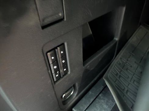 Used 2023 Lincoln Navigator L Reserve AWD/4WD image 23