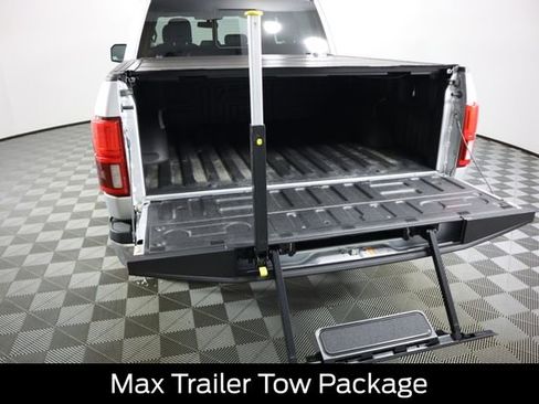 Used 2018 Ford F150 Lariat w/ Equipment Group 502A Luxury image 9