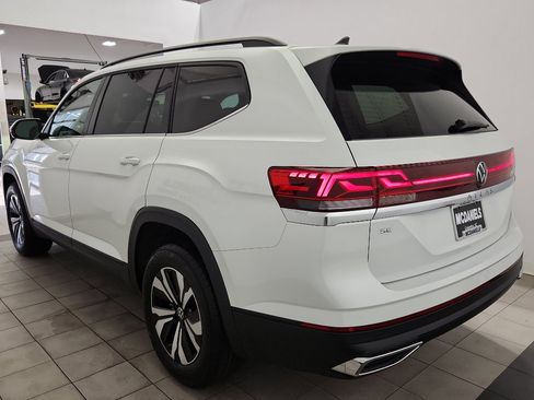 New 2026 Volkswagen Atlas SE image 5