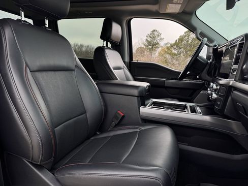 Used 2024 Ford F250 Lariat w/ Sport Appearance Package AWD/4WD image 28