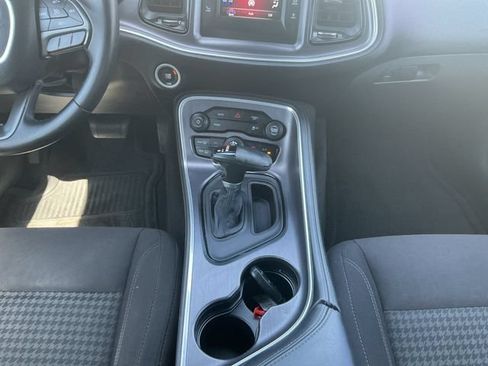 Used 2017 Dodge Challenger SXT RWD image 11