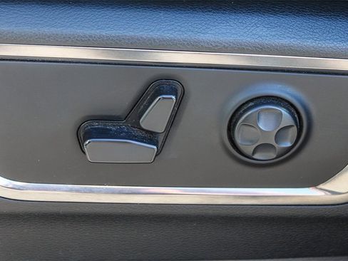 Used 2020 RAM 1500 Limited image 27