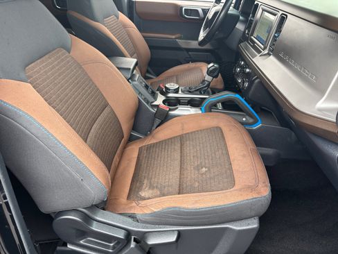 Used 2022 Ford Bronco Outer Banks image 19