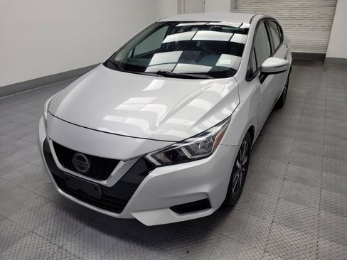 Used 2021 Nissan Versa SV FWD image 15