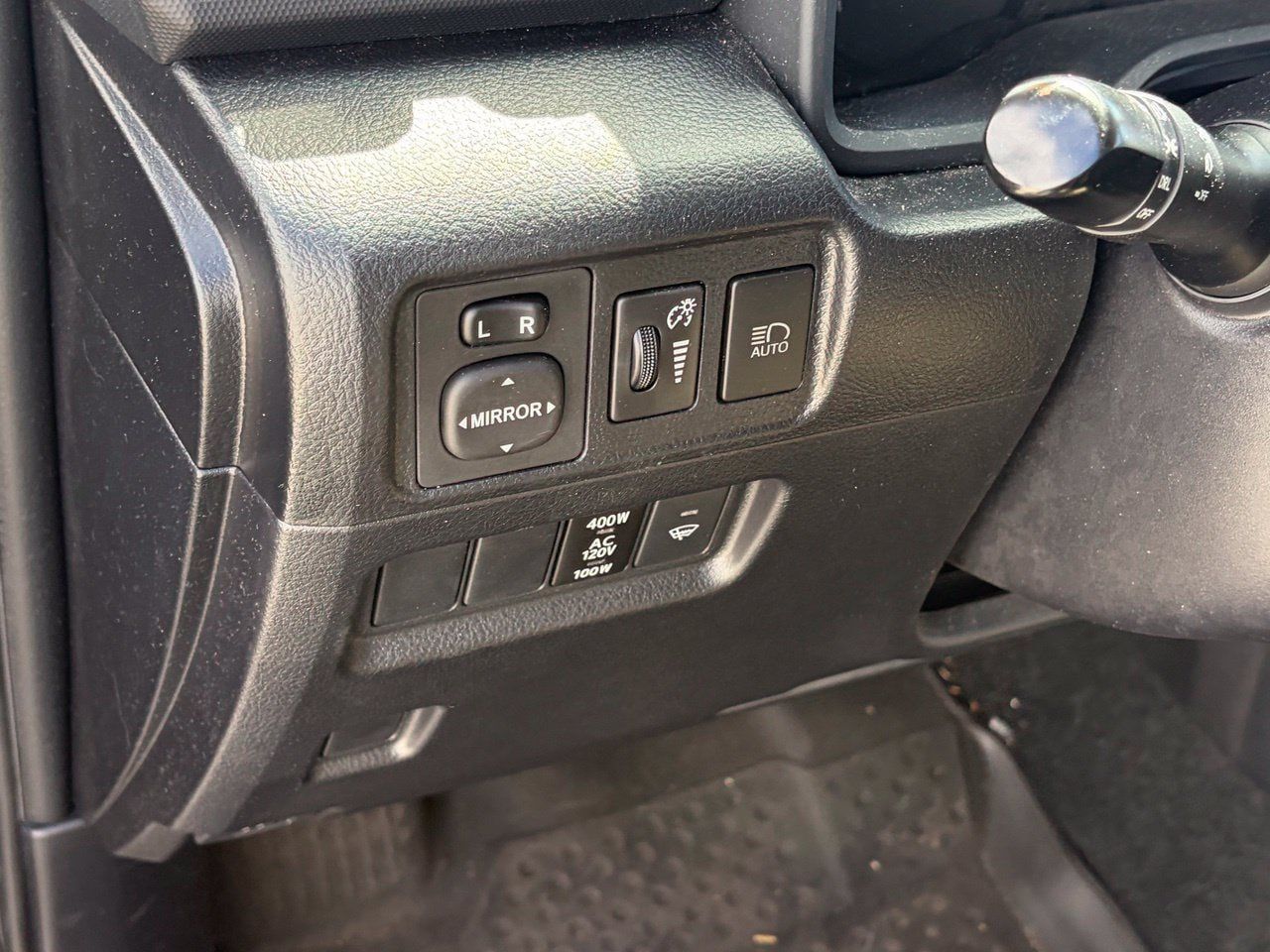 Used 2023 Toyota 4Runner SR5 AWD/4WD image 7
