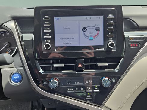 Certified 2023 Toyota Camry LE FWD image 17