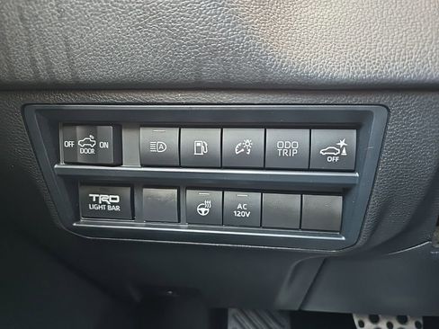Used 2022 Toyota Tundra TRD Pro AWD/4WD image 45