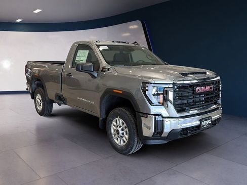 New 2026 GMC Sierra 2500 Pro image 1