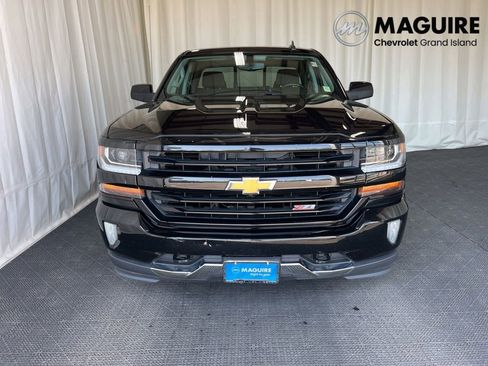 Used 2018 Chevrolet Silverado 1500 LT w/ All Star Edition AWD/4WD image 27