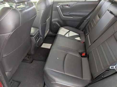 Used 2021 Toyota RAV4 XLE Premium AWD/4WD image 18