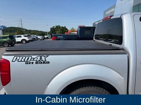 Used 2012 Nissan Frontier SV w/ SV Premium Utility Pkg AWD/4WD image 10