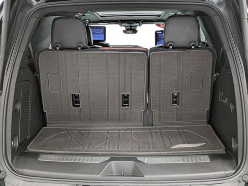 Used 2024 GMC Yukon Denali Ultimate image 17