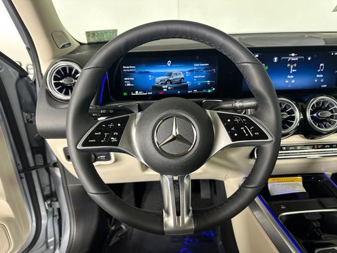 New 2026 Mercedes-Benz GLB 250 image 26