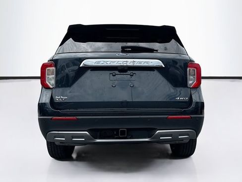 Certified 2023 Ford Explorer XLT w/ Equipment Group 202A AWD/4WD image 9