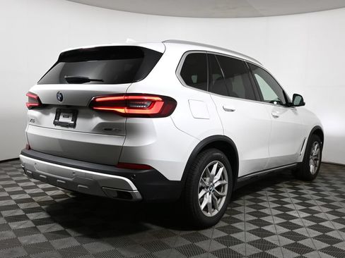 Used 2023 BMW X5 xDrive40i w/ Premium Package AWD/4WD image 11