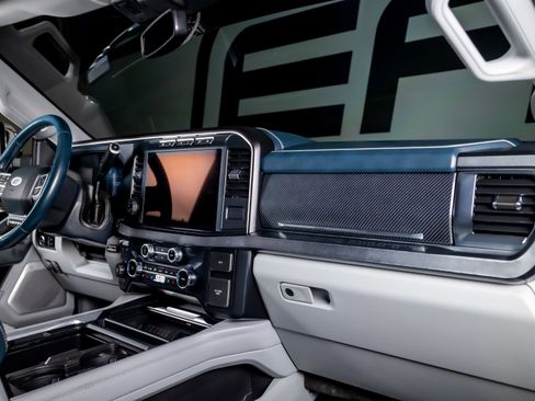 Used 2024 Ford F450 Limited w/ FX4 Off-Road Package image 39