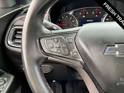 Used 2023 Chevrolet Equinox RS w/ LPO, Floor Liner Package FWD image 13