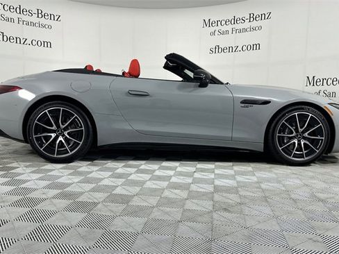 New 2026 Mercedes-Benz SL 43 AMG image 3