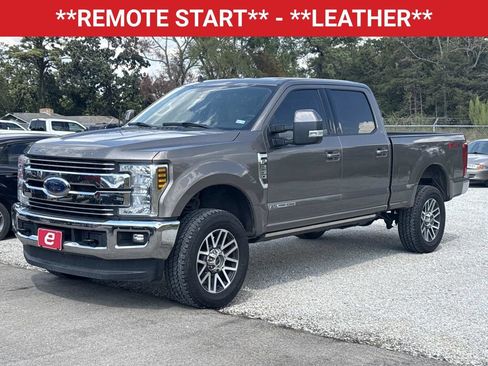 Used 2019 Ford F250 Lariat w/ Lariat Ultimate Package AWD/4WD image 3