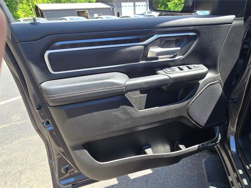Used 2023 RAM 1500 Big Horn AWD/4WD image 25