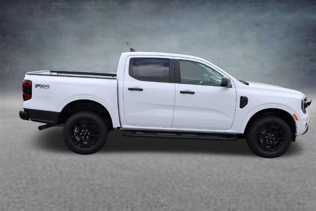 New 2025 Ford Ranger XLT w/ Equipment Group 301A High AWD/4WD image 2