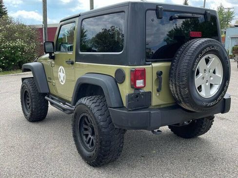 Used 2013 Jeep Wrangler Sport AWD/4WD image 7