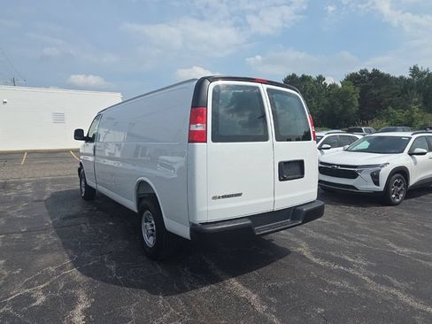 New 2026 Chevrolet Express 3500 Extended w/ Driver Convenience Package RWD image 5