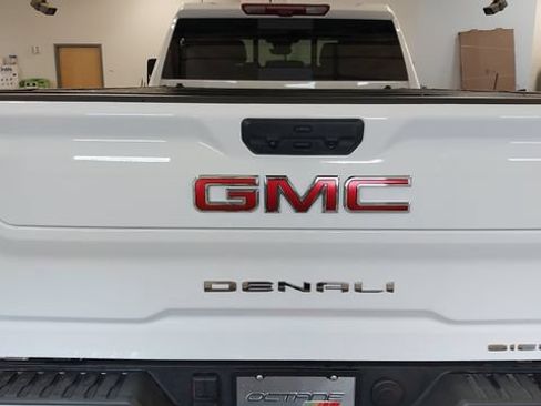Used 2025 GMC Sierra 3500 Denali w/ Technology Package AWD/4WD image 44