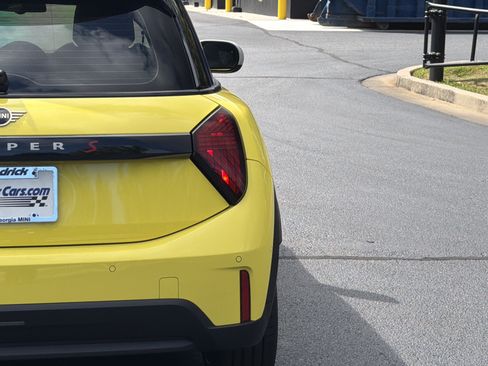 New 2026 MINI Cooper S FWD image 23