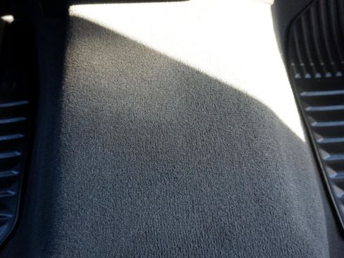 Used 2021 Chevrolet Silverado 1500 LT image 24