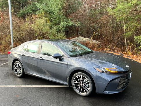 New 2026 Toyota Camry XLE w/ Premium Plus Package image 7