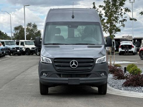 Used 2024 Mercedes-Benz Sprinter 3500 image 8