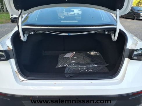 New 2026 Nissan Sentra SV w/ SV Convenience Package FWD image 6