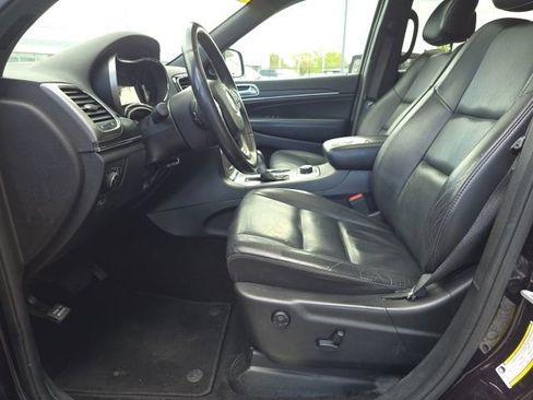 Used 2019 Jeep Grand Cherokee Limited image 8